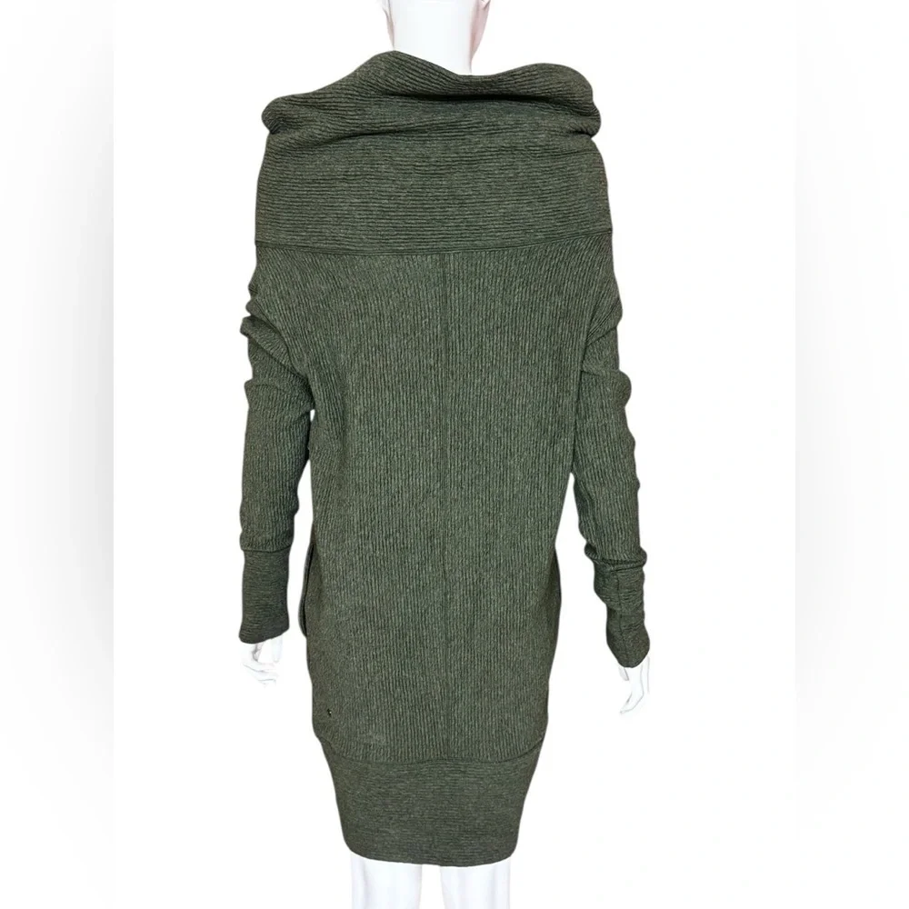 Lululemon Athletica Dark Green Cowl Neck Sweater Size XSmall G#18